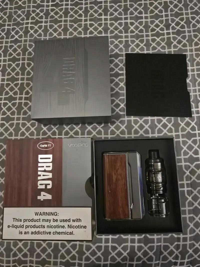 Kit de vapeo Voopoo Drag 4 con acabado en madera - 1
