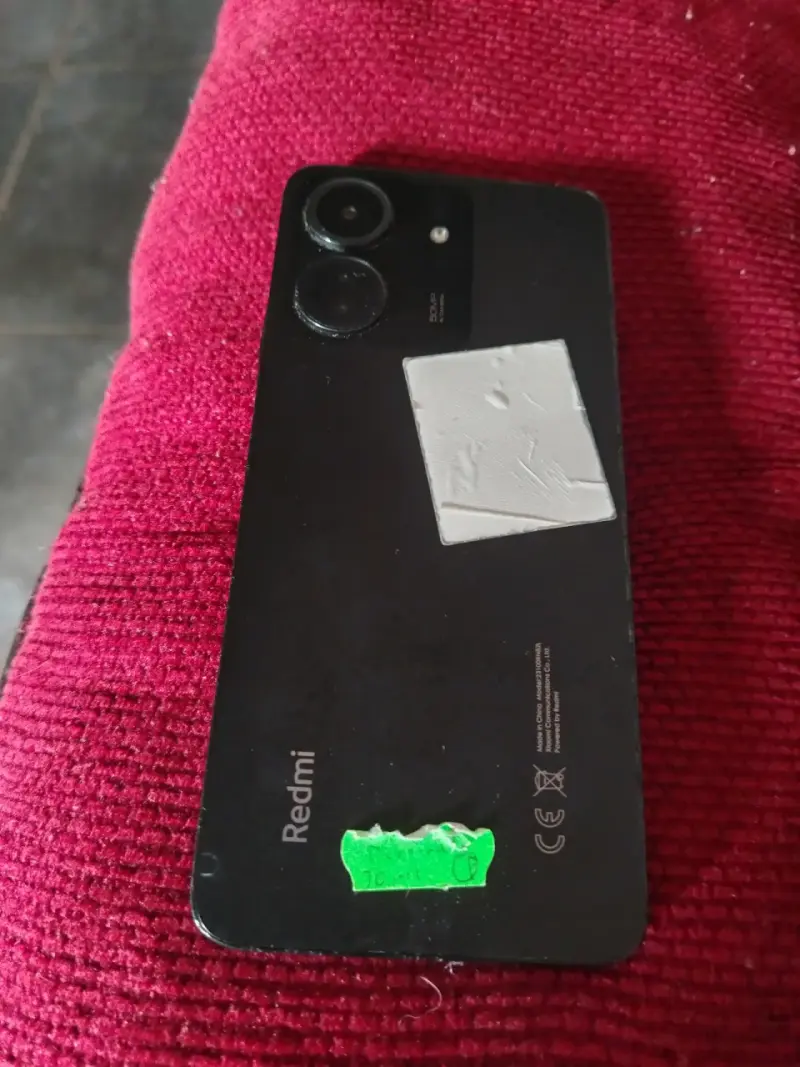 Smartphone Xiaomi con pantalla táctil - 2