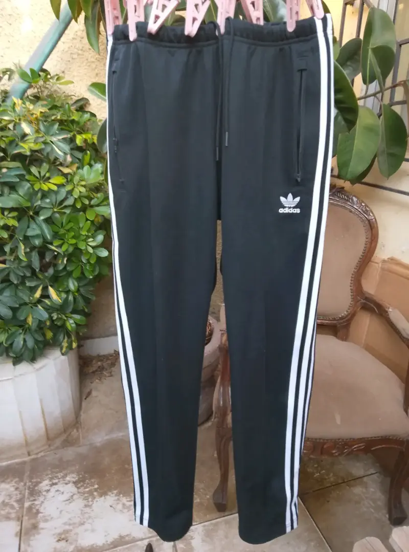 Pantalón negro Adidas hombre talla M con franjas - 5