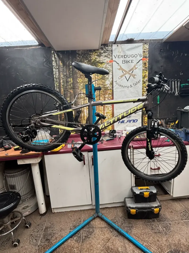 Bicicleta montaña Altitude Sport 24"
