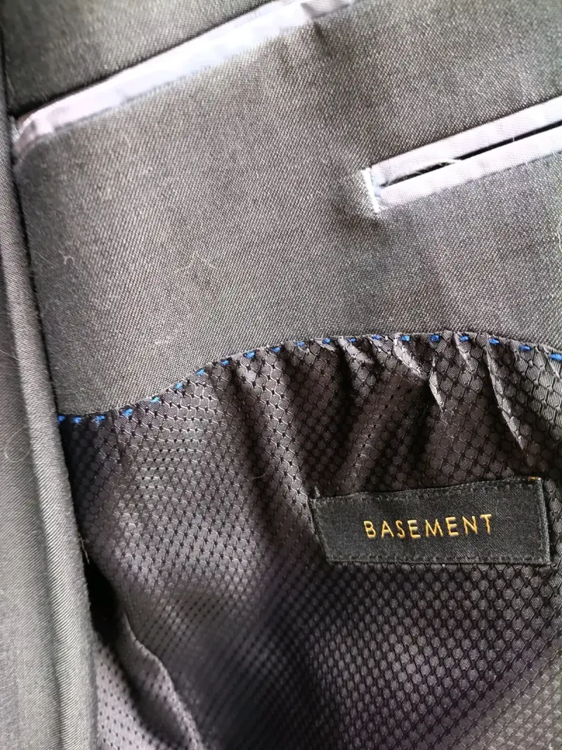 Traje formal gris marca Basement - 4