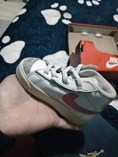 Zapatillas Nike talla 21 13 CM de 9 a 24meses - miniatura 2
