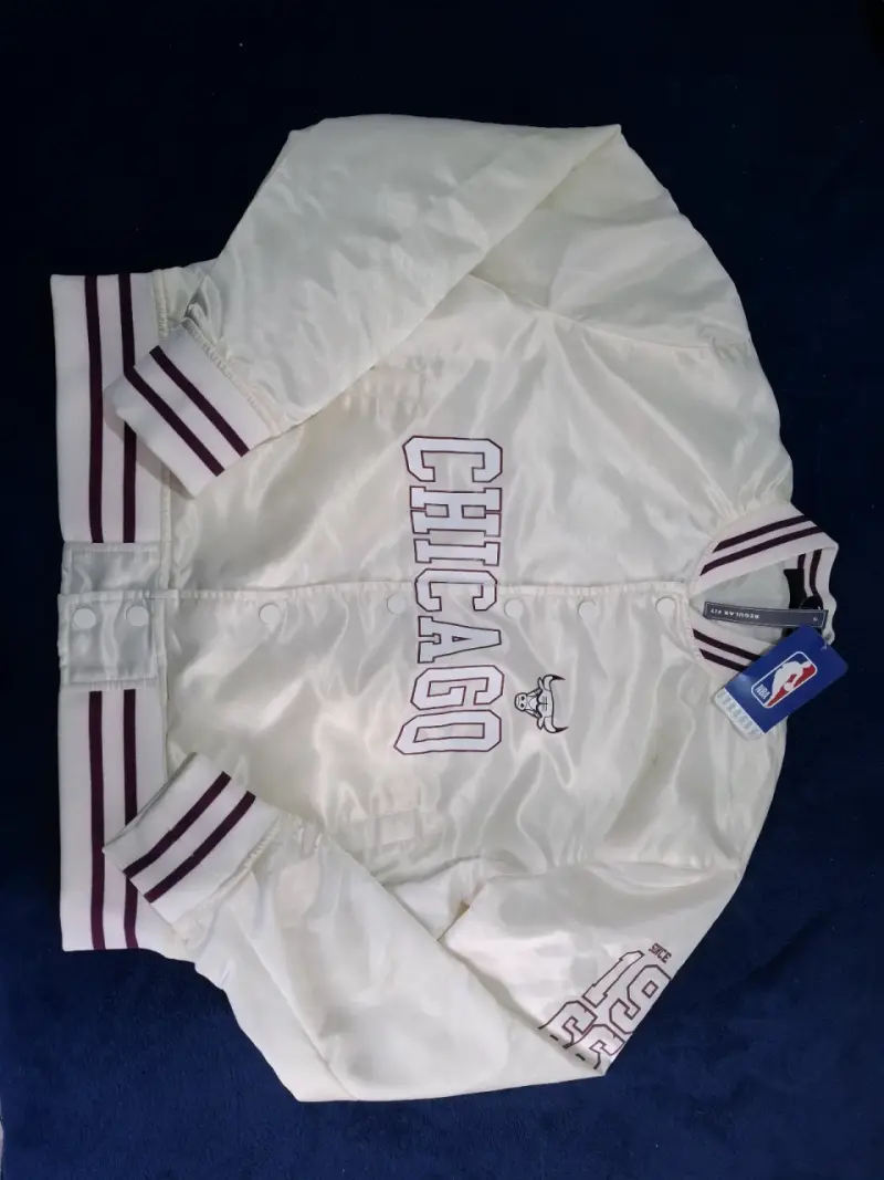 Chaqueta NBA Chicago Bulls blanca women - 1