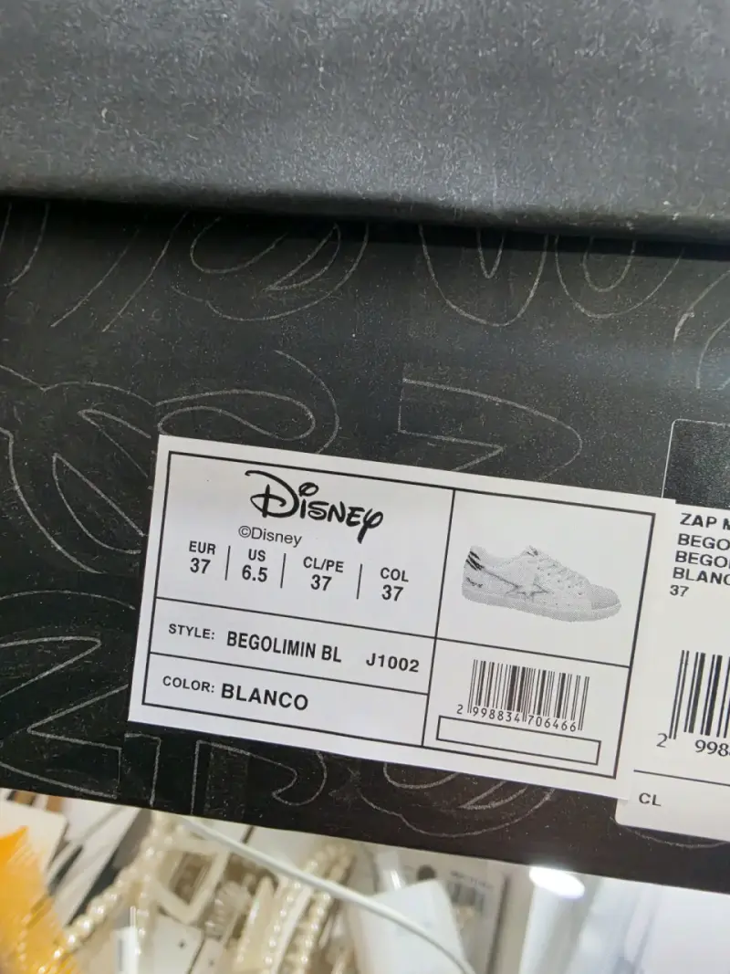 Zapatillas blancas con detalle de cebra - 3