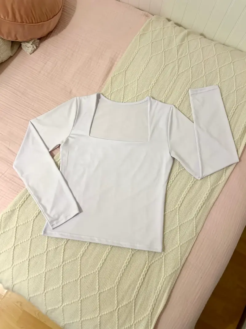 Polera blanca de manga larga elegante - 1