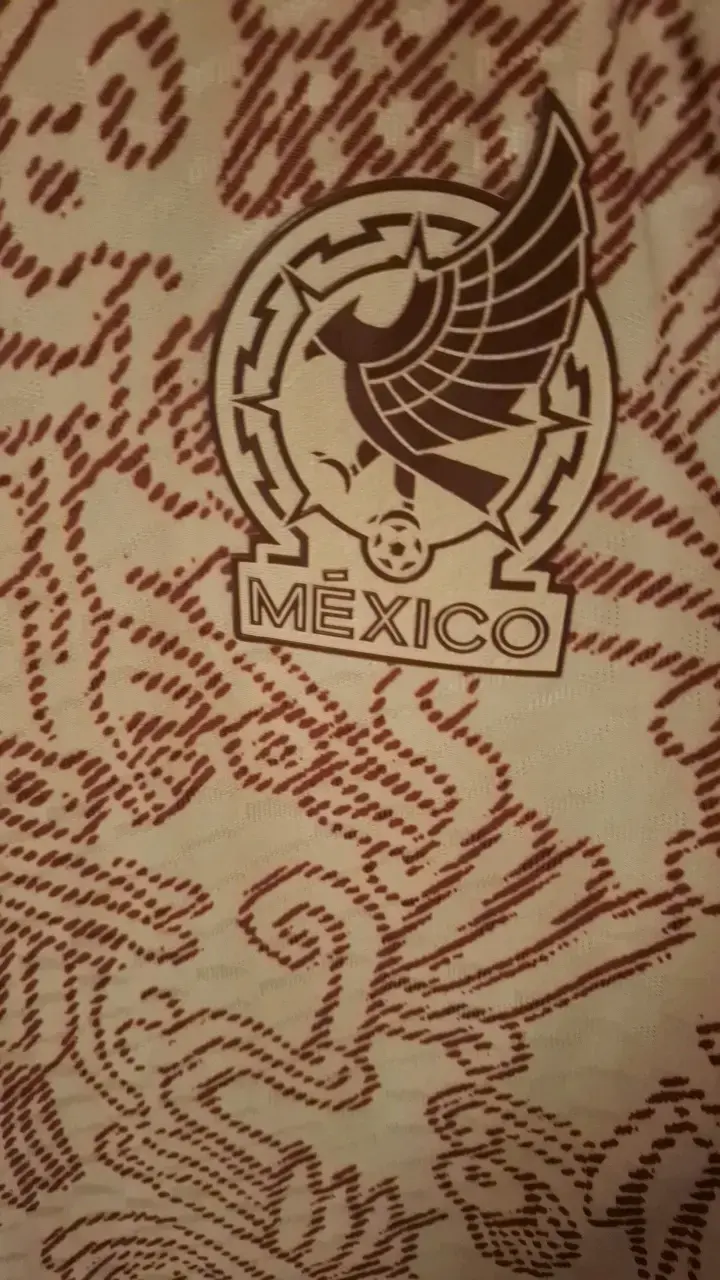 Camiseta Adidas México diseño tribal - 2