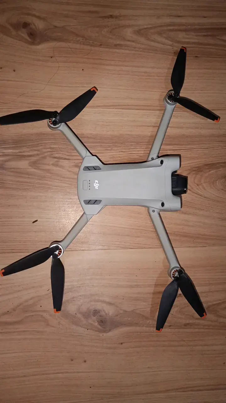 Drone compacto con cámara 4K DJI MINI 3 PRO - 2
