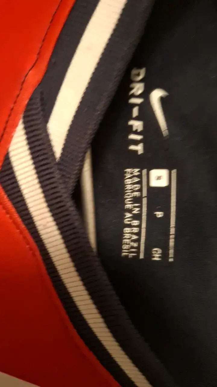 Camiseta PSG Nike Dri-Fit azul y roja - 3