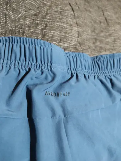 Short deportivo azul Adidas - miniatura 4