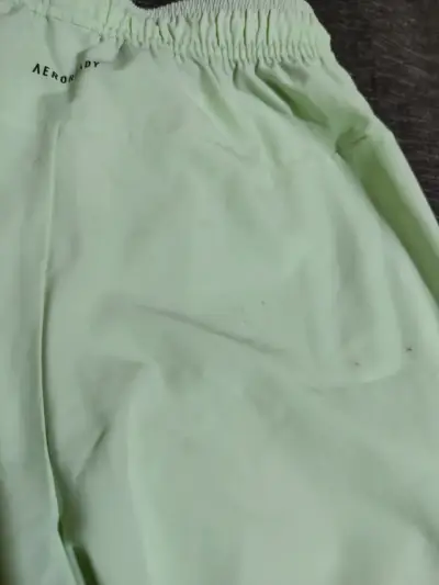 Short deportivo Adidas verde claro - miniatura 3