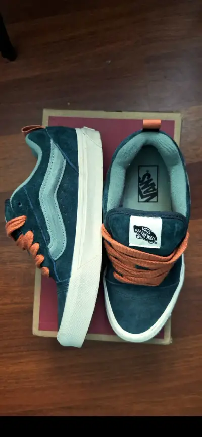 Zapatillas Vans knu skool unisex - miniatura 1