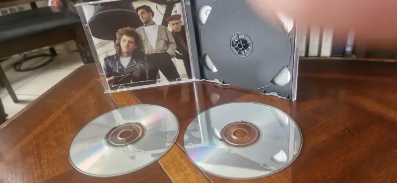 Álbum doble 'Chau Soda' de Soda Stereo - 4