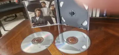 Álbum doble 'Chau Soda' de Soda Stereo - miniatura 4