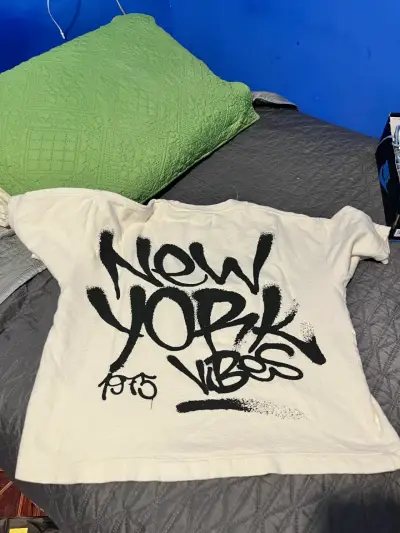 Polera Zara blanca con diseño 'New York' - miniatura 3