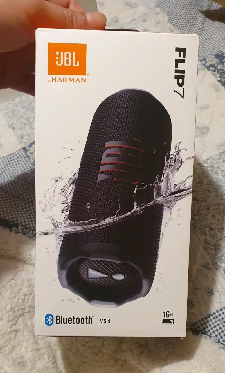 Parlante Bluetooth JBL Flip 7 impermeable - 1
