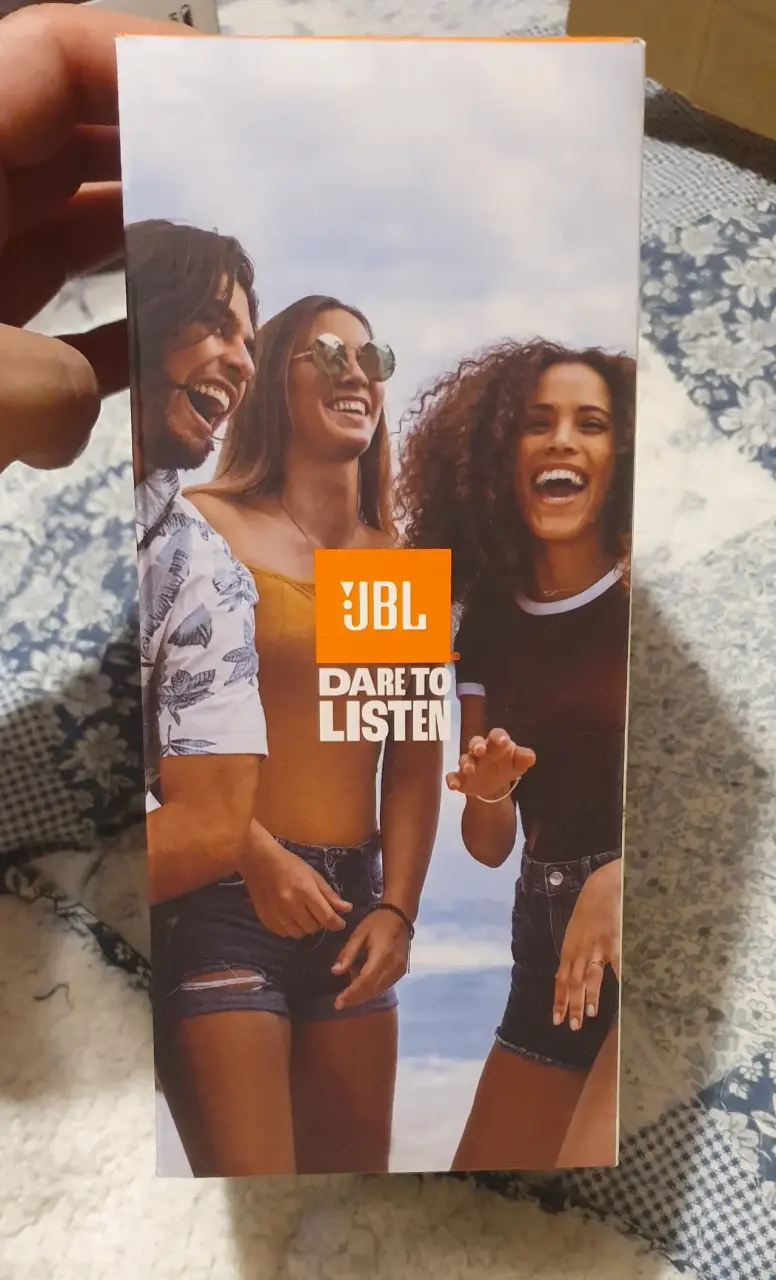 Parlante Bluetooth JBL Flip 7 impermeable - 2