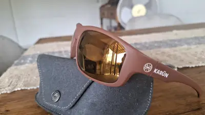 Gafas de sol karün con estuche - miniatura 2
