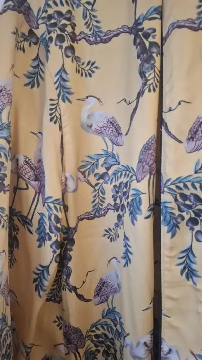 Bata/Blusón/Kimono de seda estampada amarilla - miniatura 3