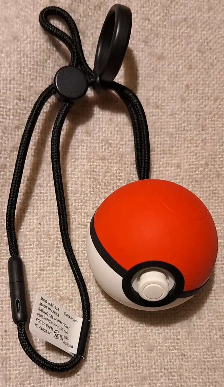Poké Ball Plus - 4