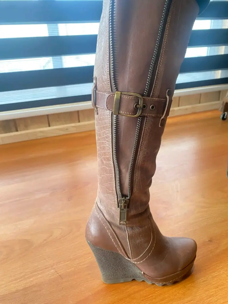 Botas de cuero marrón con plataforma - 1