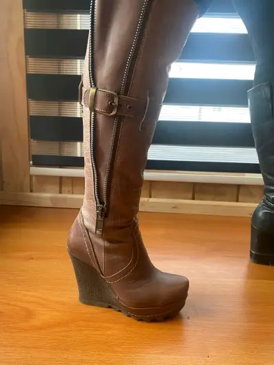 Botas de cuero marrón con plataforma - miniatura 4