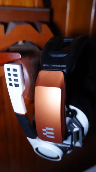 Audífonos Sennheiser EPOS gaming con micrófono - miniatura 1