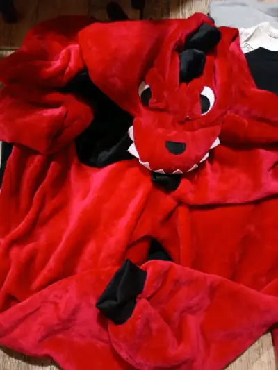 Disfraz de dragón rojo para niños pijama dino. - miniatura 1