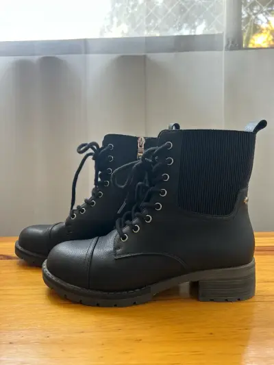 Botines negros de cuero Bruno Rossi - miniatura 3