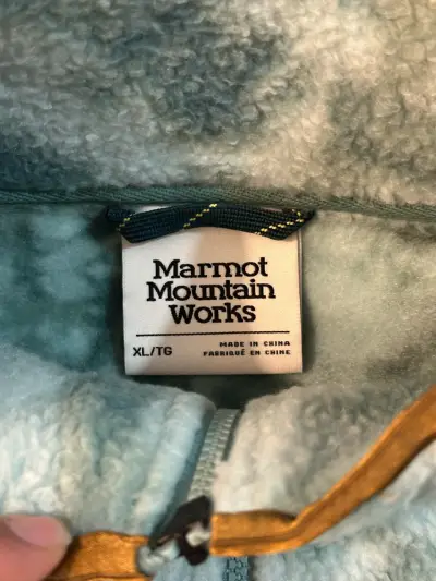 Chaqueta polar Marmot azul con diseño - miniatura 2