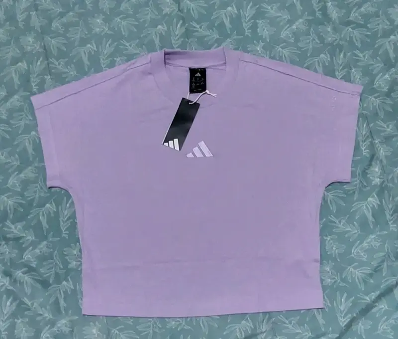 Polera deportiva Adidas con logo nueva!!! - 1