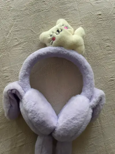 Orejeras de felpa con diseño de gato - miniatura 1