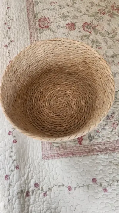 Canasto de mimbre tejido a mano - miniatura 2