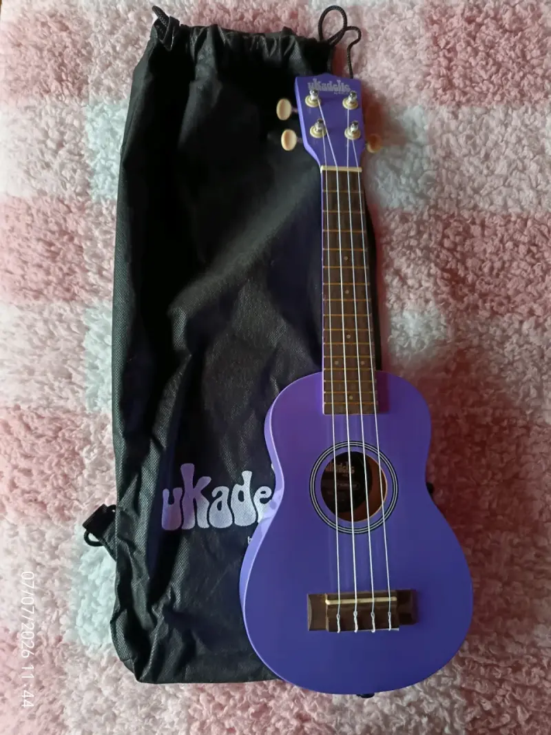 Ukulele - 1