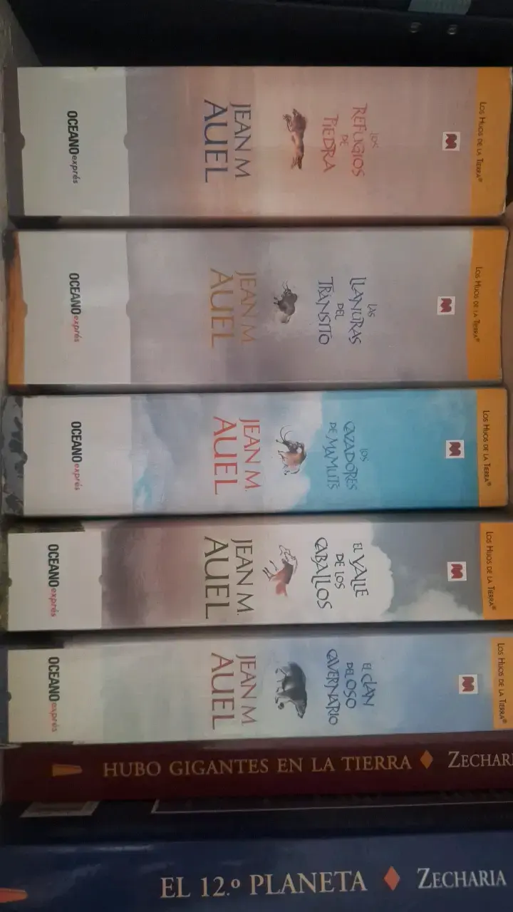 Colección 5 libros Jean M. Auel - 4