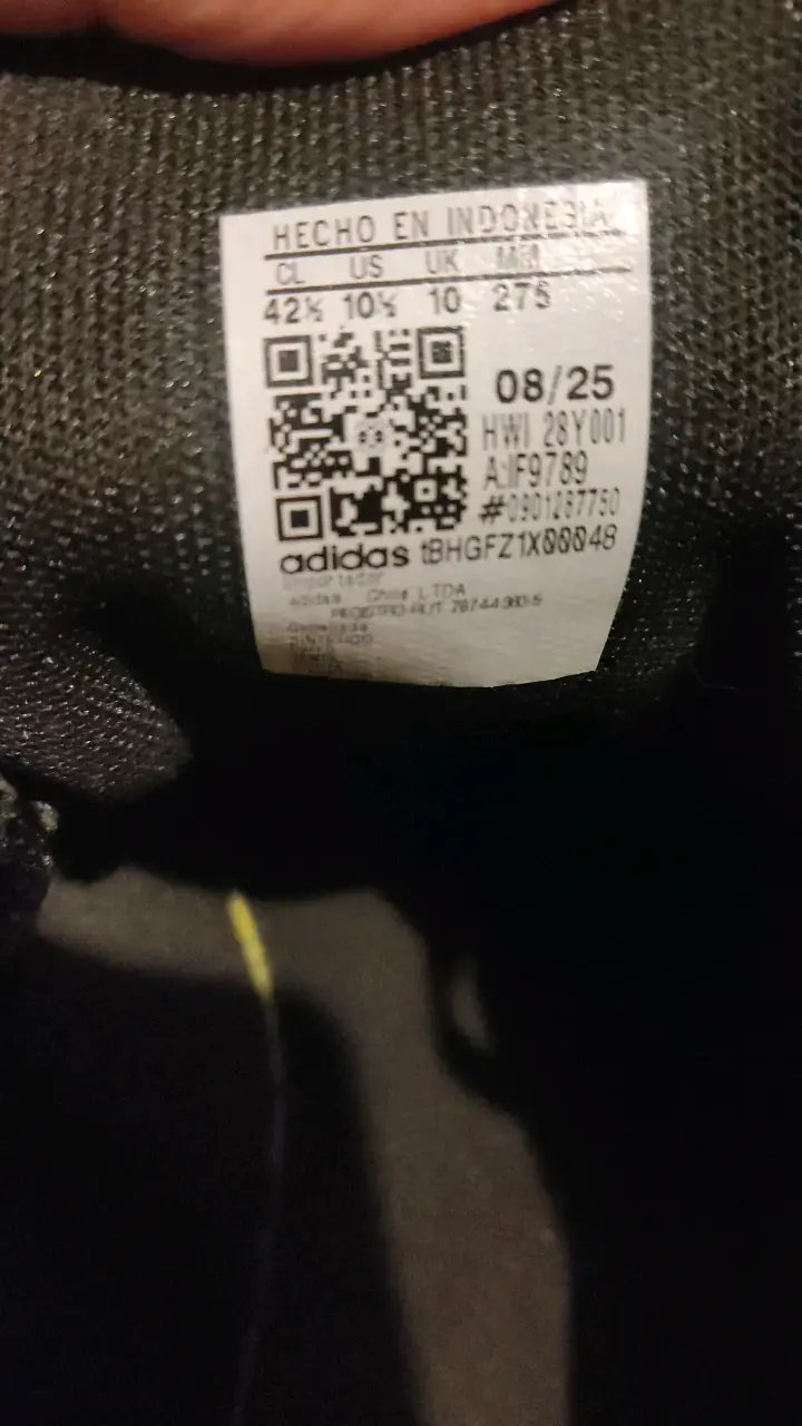 Zapatillas Adidas negras clásicas - 4