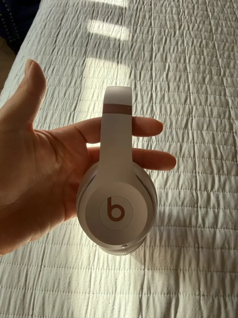 Beats Solo 4 - 2