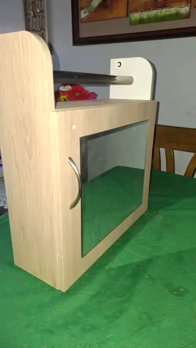 Botiquin de pared con estantes de madera - miniatura 4