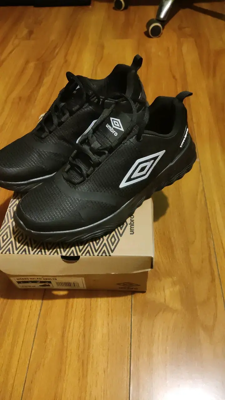 Zapatillas deportivas Umbro negras para hombre - 1