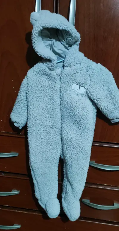 Enterito de bebé polar con capucha - miniatura 3