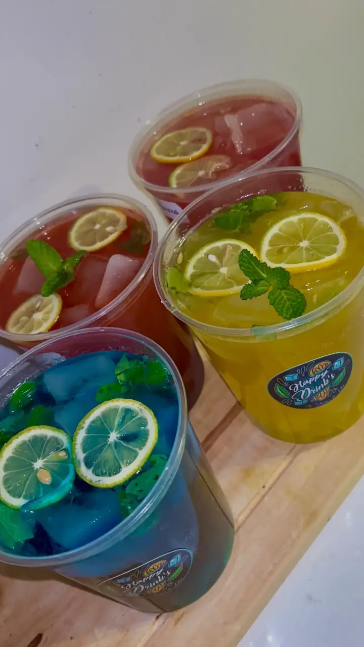 MOJITOS Bebidas refrescantes con limón y menta - 1