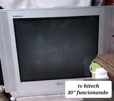 Lote de televisores CRT de diferentes tamaños - miniatura 3