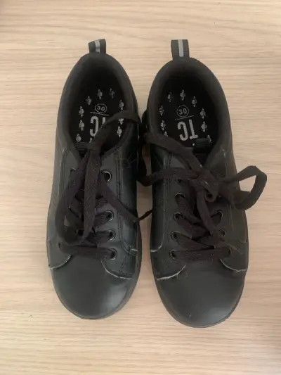 Zapatillas negras para niños talla 30 - miniatura 1