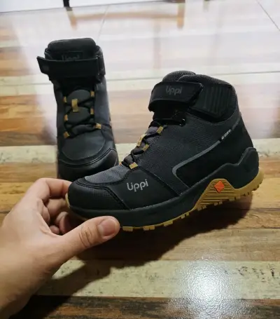 Zapatillas Lippi negras con velcro N33 - miniatura 1