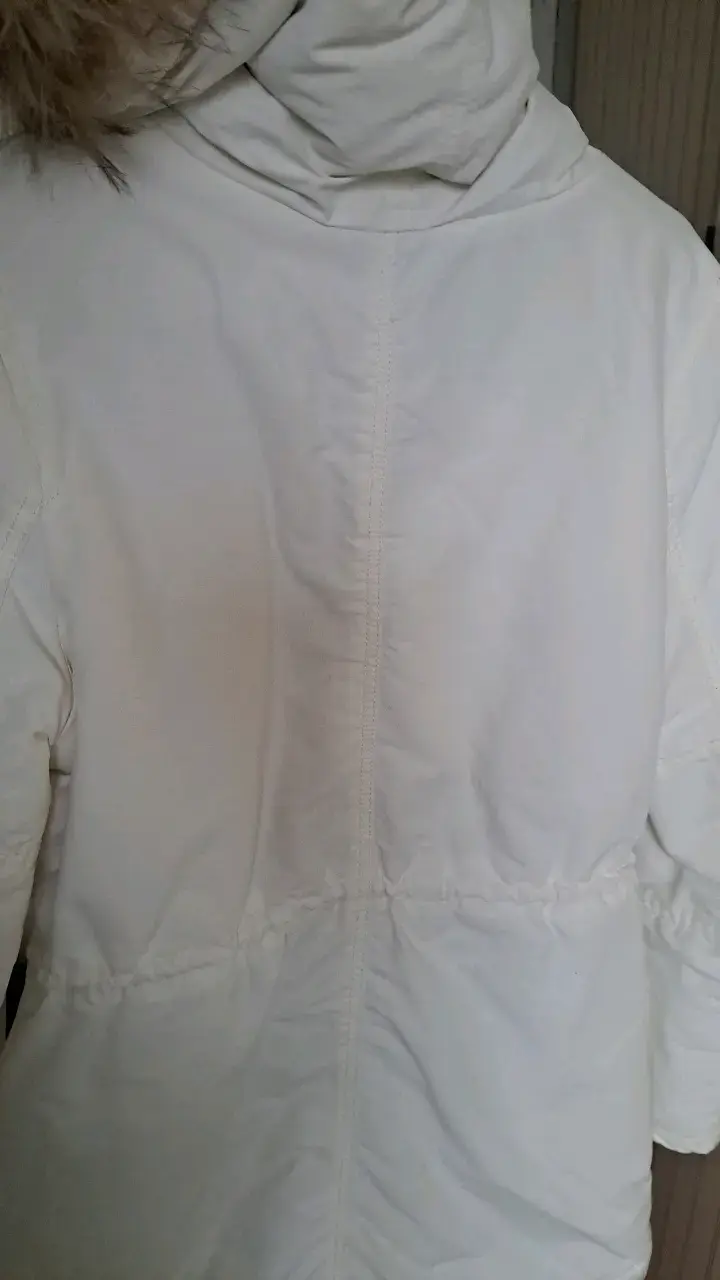 Chaqueta acolchada blanca con forro polar - 5