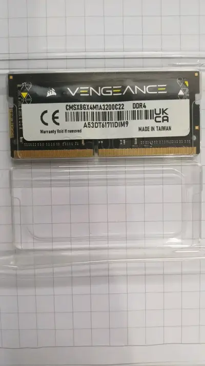 Memoria RAM Corsair Vengeance DDR4 8GB - miniatura 1