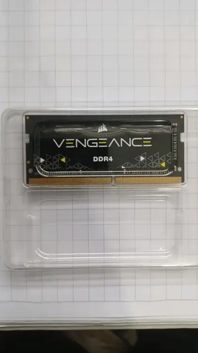 Memoria RAM Corsair Vengeance DDR4 8GB - miniatura 2