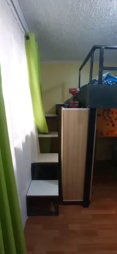Cama litera con escritorio integrado - miniatura 2
