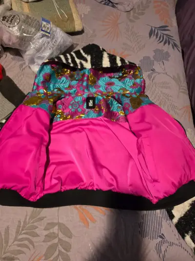 Chaqueta de lana con diseño de cebra bomber - miniatura 3