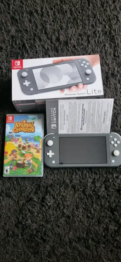 Nintendo Switch Lite con Animal Crossing - miniatura 1