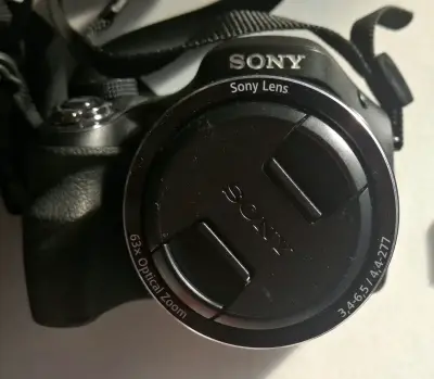 Cámara Sony Cyber-shot DSC-H400 con accesorios - miniatura 2